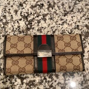 Beautiful Fashion wallet